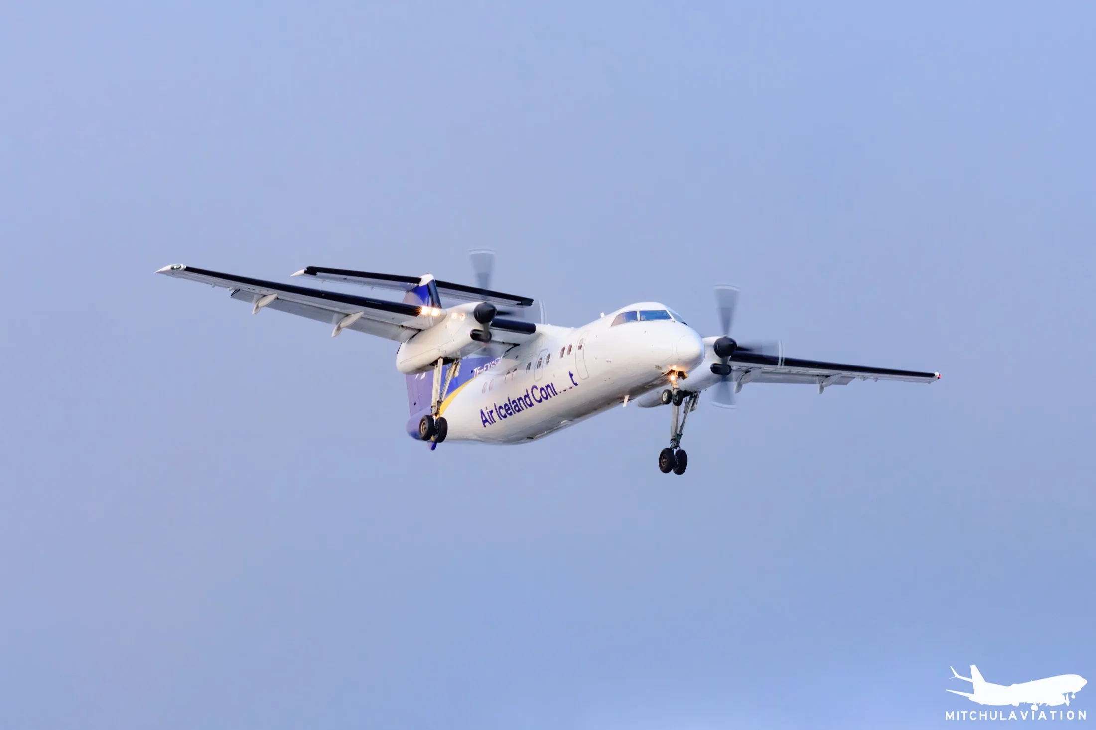 Air Iceland Connect De Havilland Dash 8-200 on approach